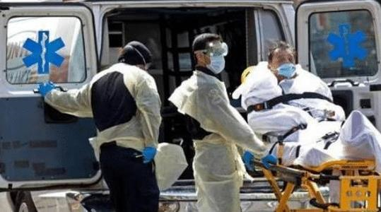 美国确诊超164万，死亡人数直逼10万例，竟成特朗