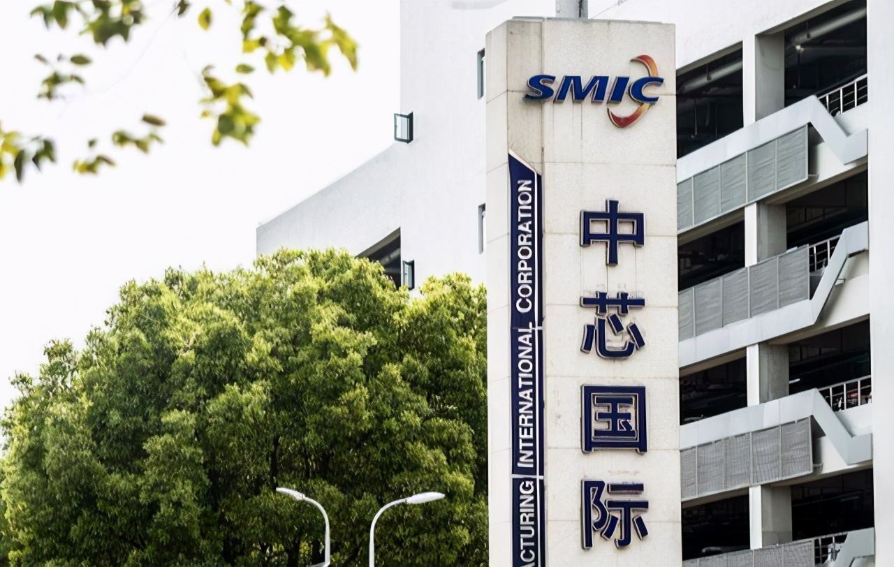 美報告：芯片技術�卡脖子�！ 令中國半導體行業落後美國�兩代�