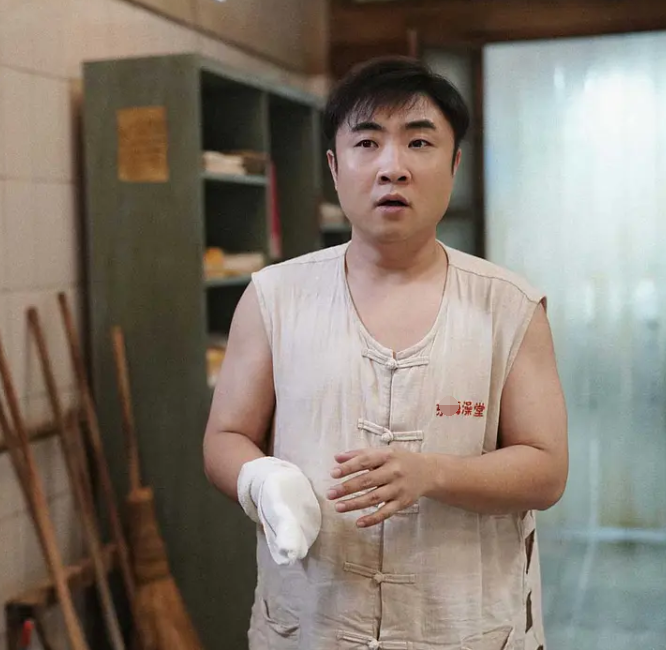 几秒钟笑一次，彭昱畅新片迎来好评不断，首日