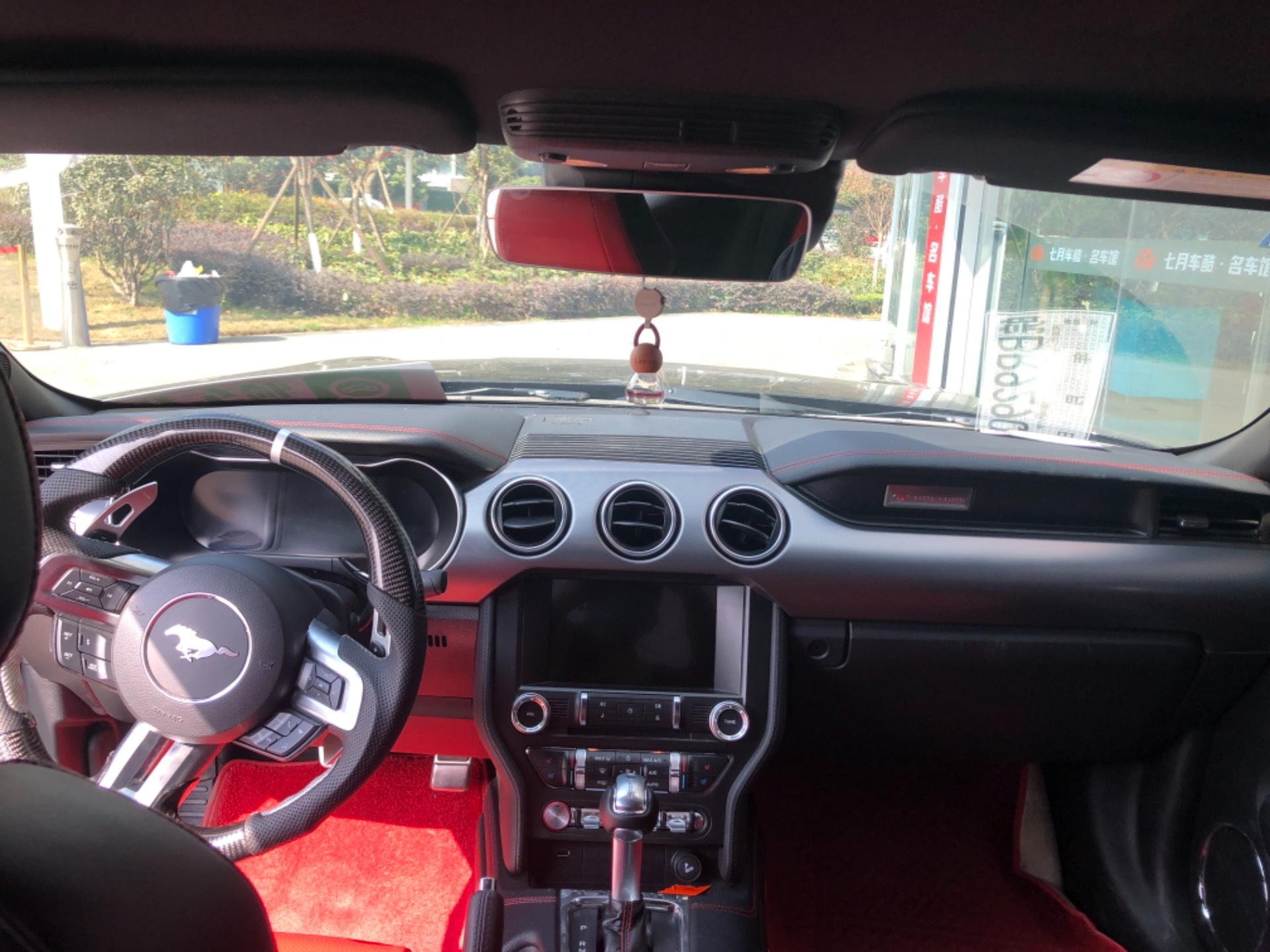 幫車商檢測V8野馬，第三方檢測機構(gòu)會幫車商說好話嗎？