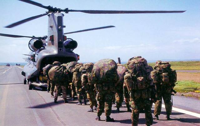 拖垮了苏联，压制住俄罗斯，为何唯独对中国没