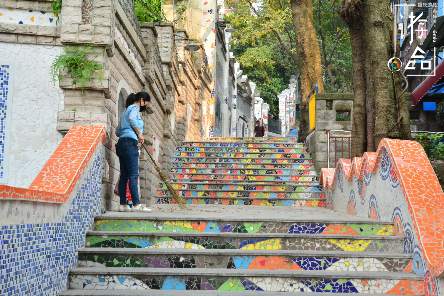 重庆枣子岚垭一巷是“败笔”？网红景点固然很美，但历史不能遗忘