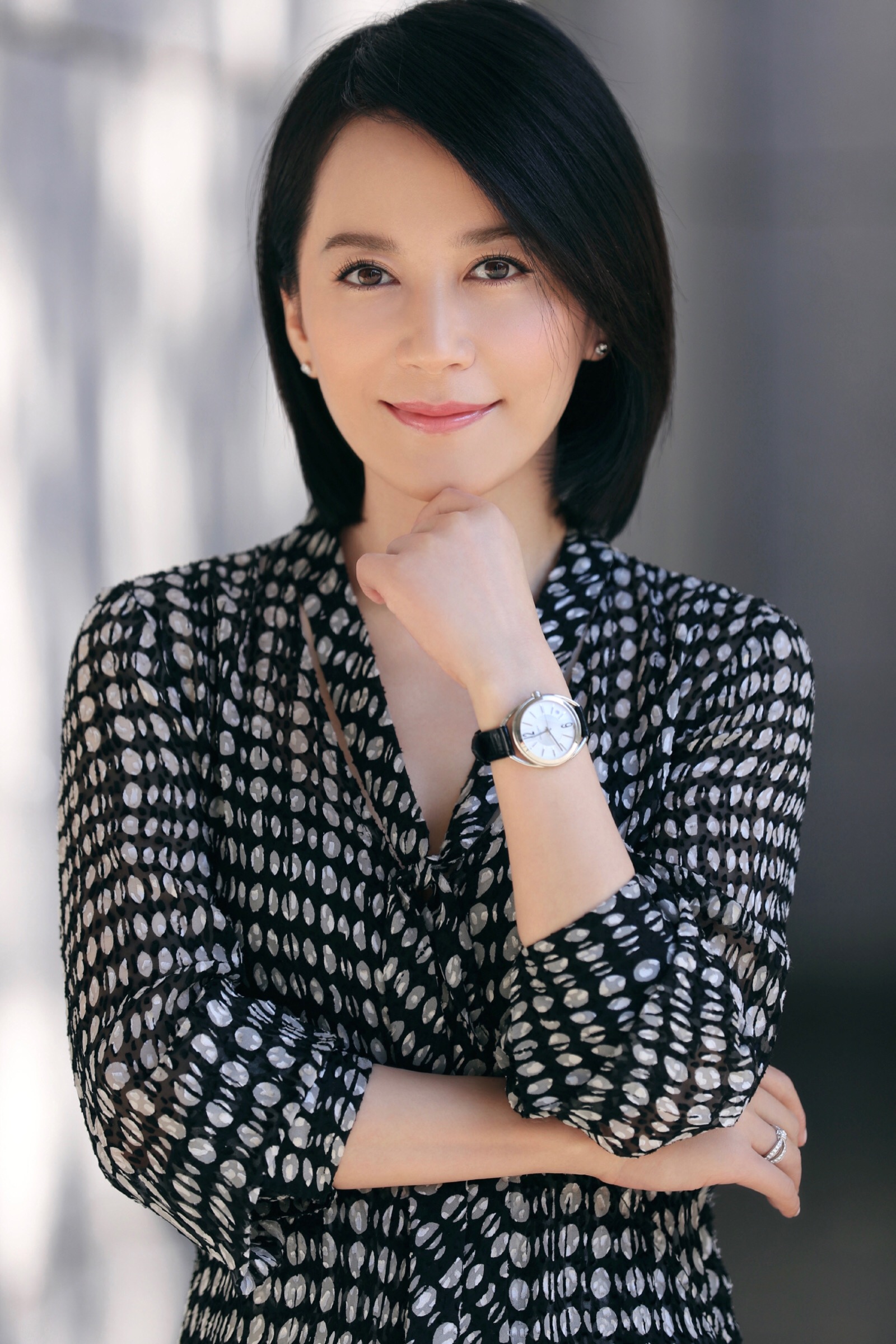 至今未婚的10位内地大龄女星，各有各的苦衷，最