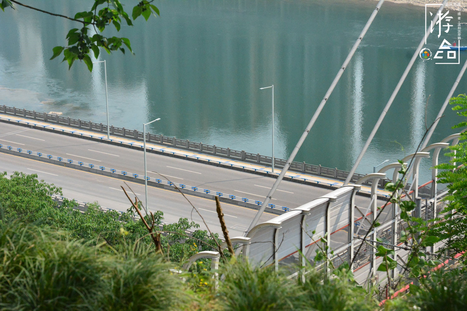 重庆主城最“低调”的轨道桥：高家花园大桥，连接沙坪坝与江北