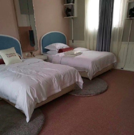 《乘风破浪的姐姐》舞台宿舍内景曝光 路透照看