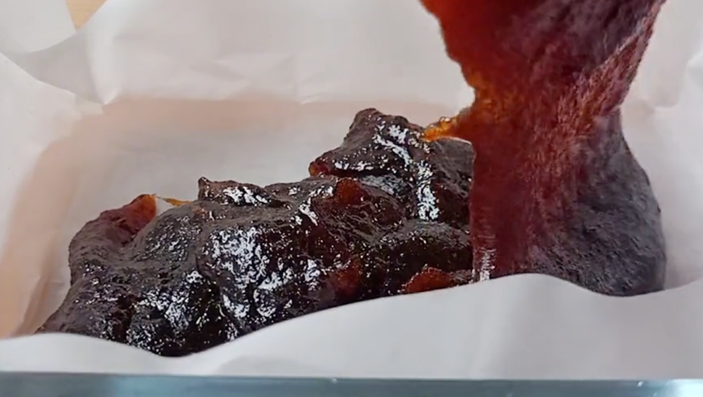 天气冷了，常做这手工古法黑姜糖来吃，简单易学，常吃全身都热和