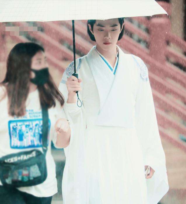 肖战复出参录新综艺，却遭恶意举报和抵制，理