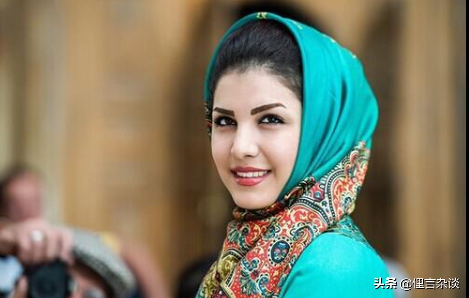 伊朗女人為什麼要戴頭巾？