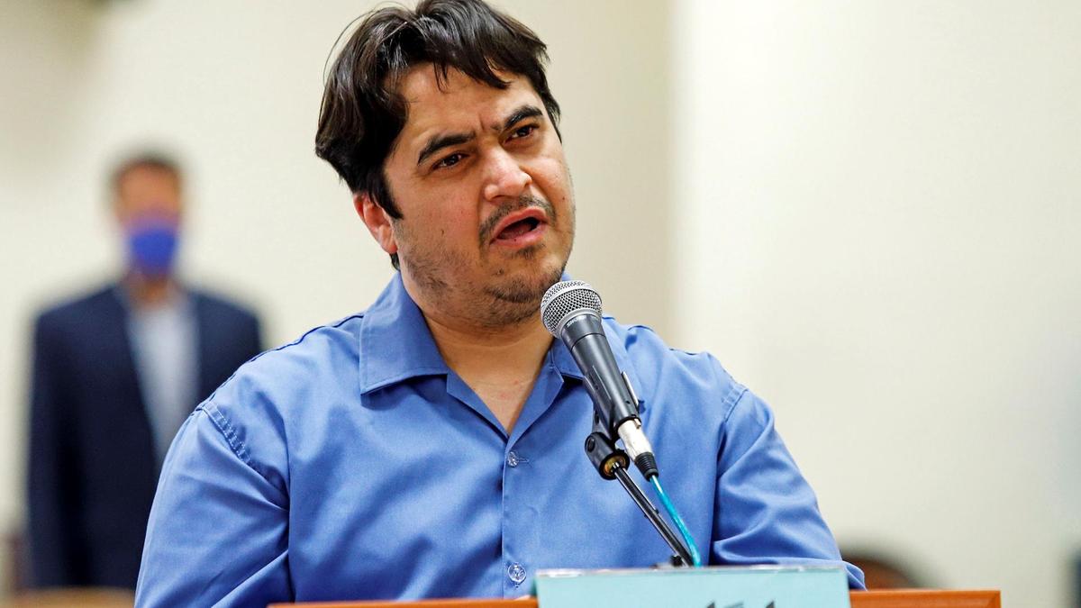 伊朗記者抗議時任總統內賈德後逃離伊朗，被逮捕後執行絞刑