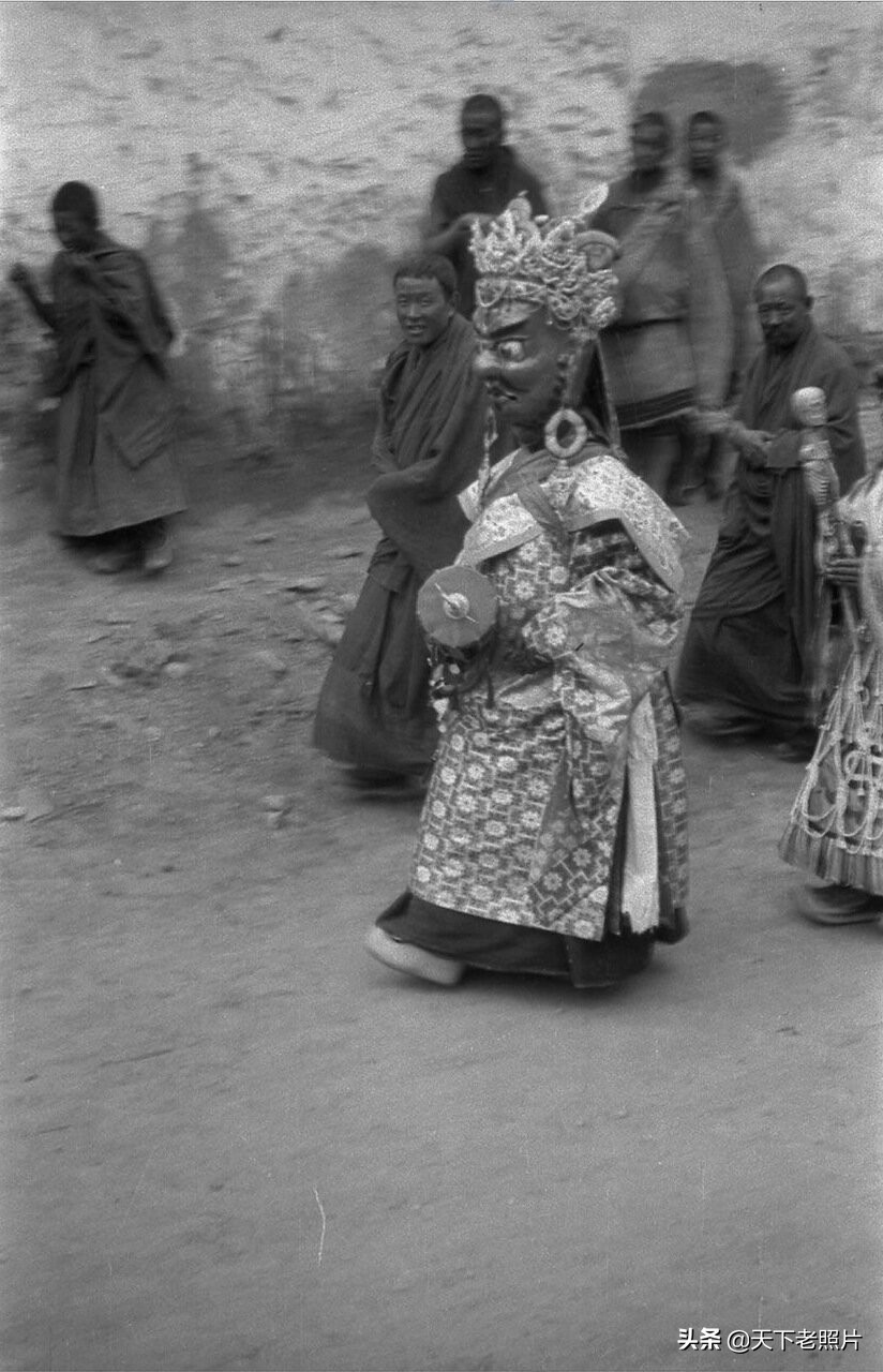 1932年 甘肃夏河拉卜楞寺喇嘛祭祀仪式实拍