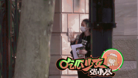 豪门儿媳奚梦瑶怀二胎？素颜外出上身壮硕孕味浓，曾言至少生三胎