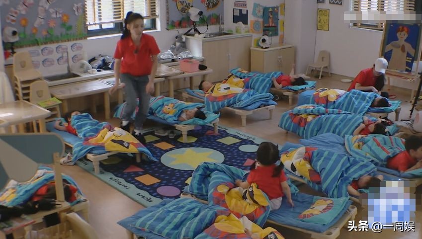 张柏芝体验当幼师，经验丰富让人佩服，终于明白她为何生三胎