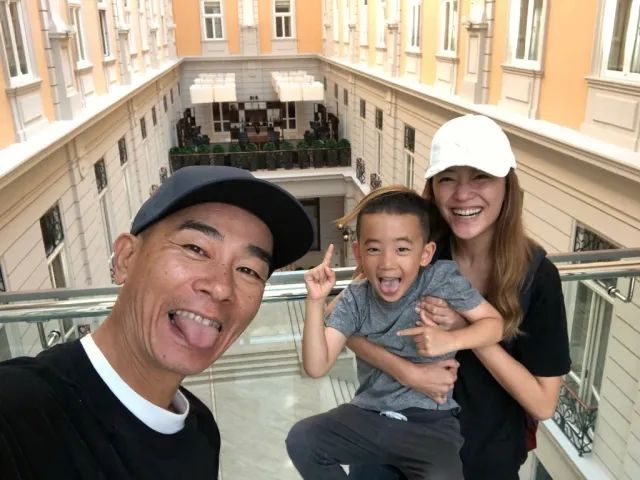 应采儿官宣二胎：她把Jasper教得这么好，全靠这9条家规