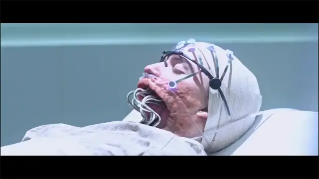 《蝴蝶效应》导演第二部长片,竟集全了鬼片、科幻片与战争片优点