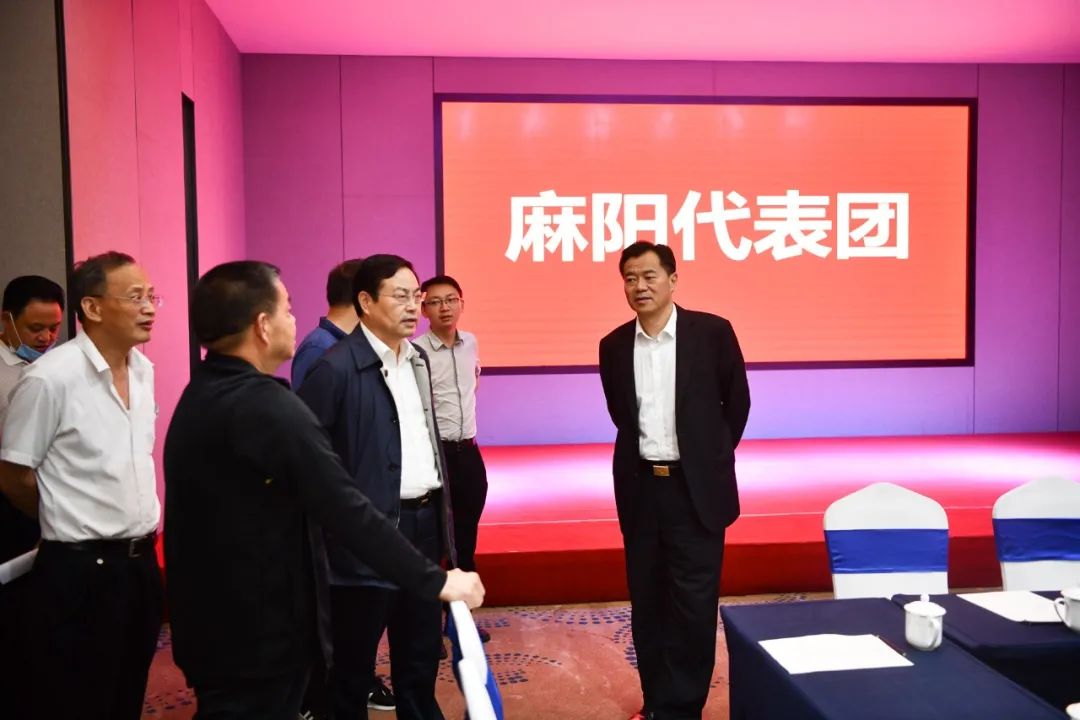 石希欣检查市五届人大六次会议筹备情况