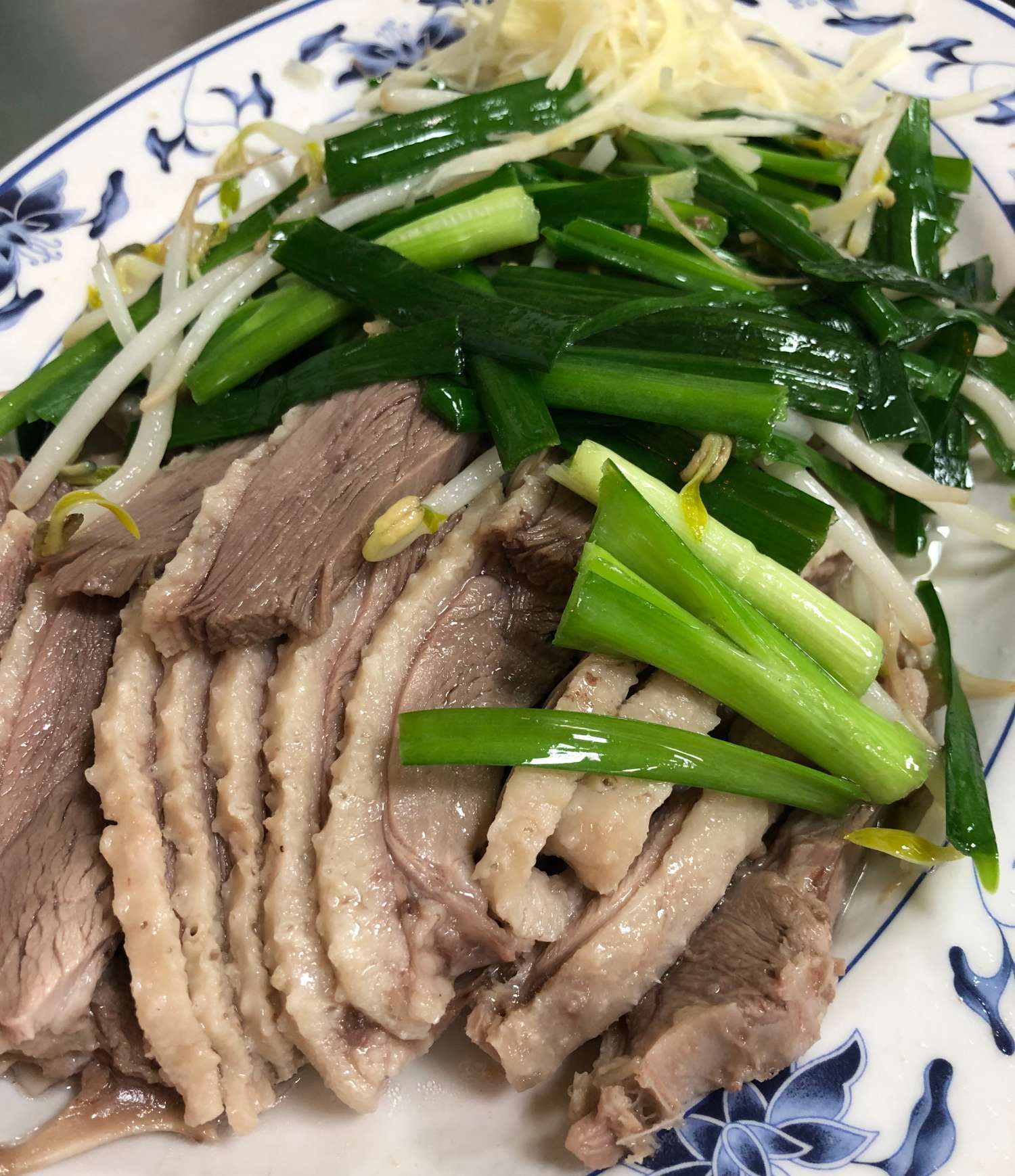 原来正版台湾卤肉饭，没有卤蛋，没有青菜，一点也不奢华