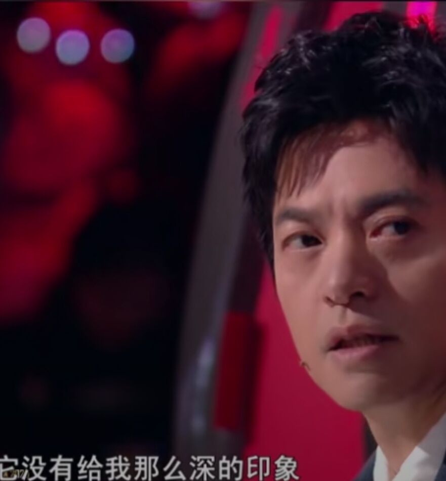 李健唱完就穿上棉袄，行走的段子手也是个真实又理智的人