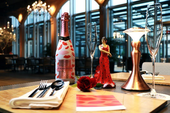 艾美酒店与高端起泡酒品牌夏桐携手呈现七夕浪漫起泡酒体验