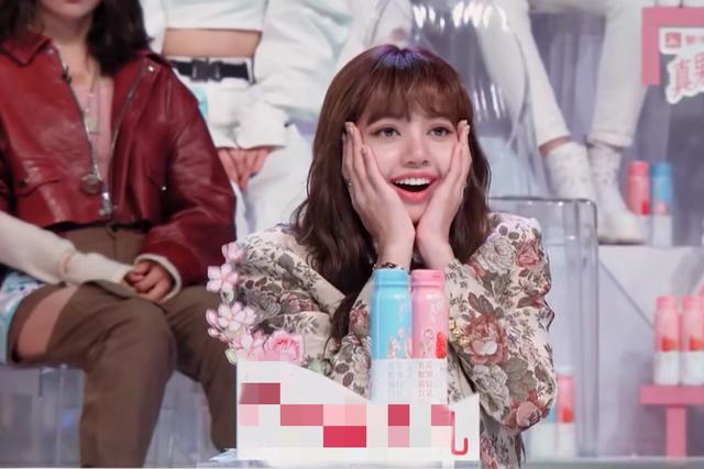 Lisa《青你2》视频截图引热议,被吐槽脱离韩式滤镜嘴大颜值下降