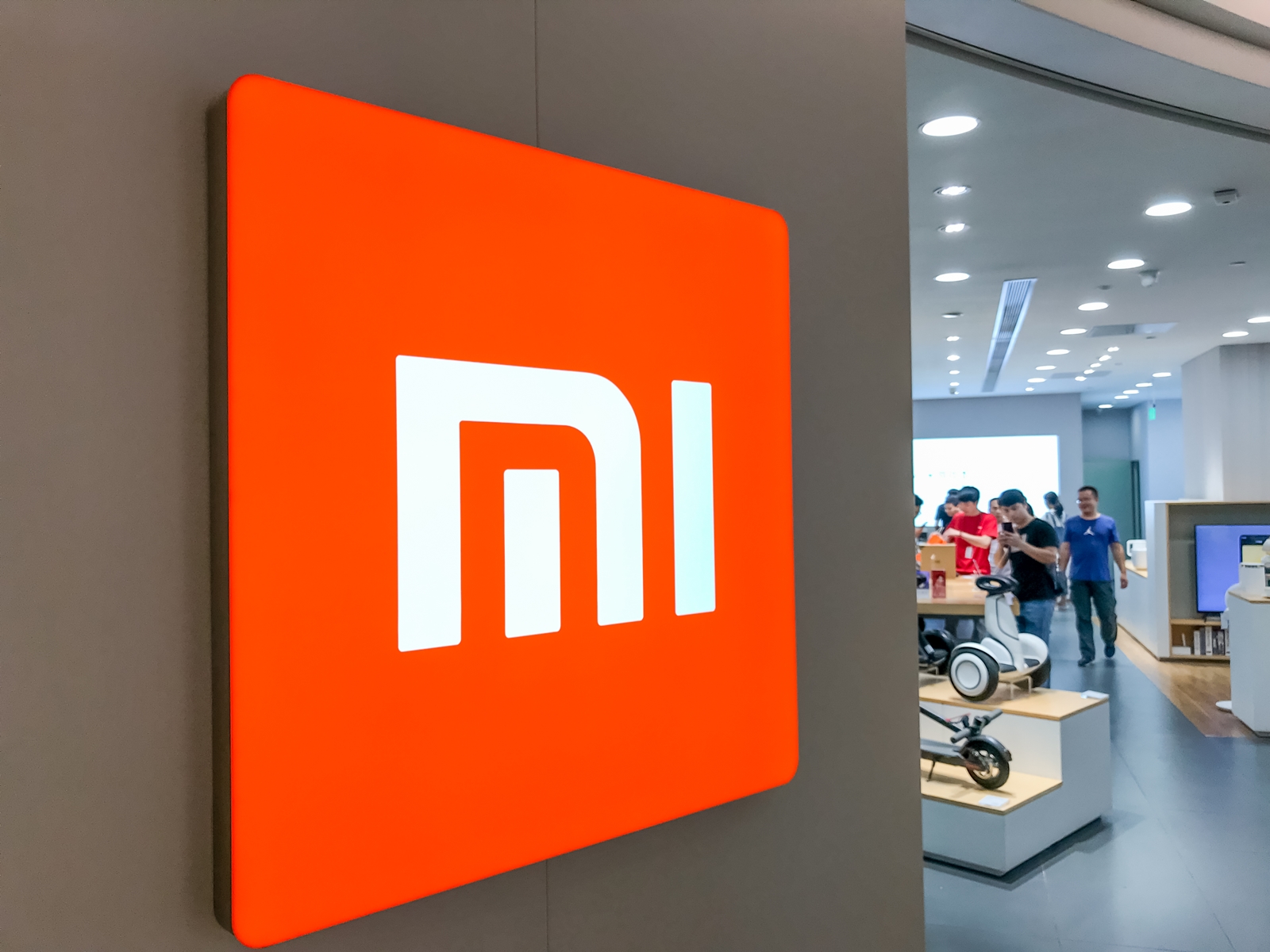 同在黑名單，為何美國�放�了小米，卻進一步壓制華為？