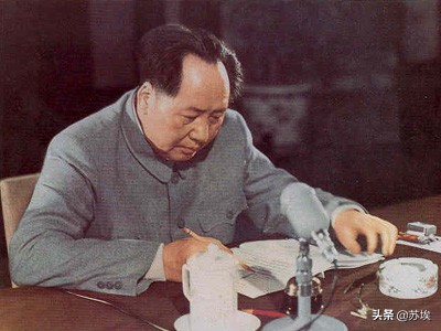 朝鲜战场十万志愿军被围，毛泽东急令彭德怀：放弃救援，以攻代守
