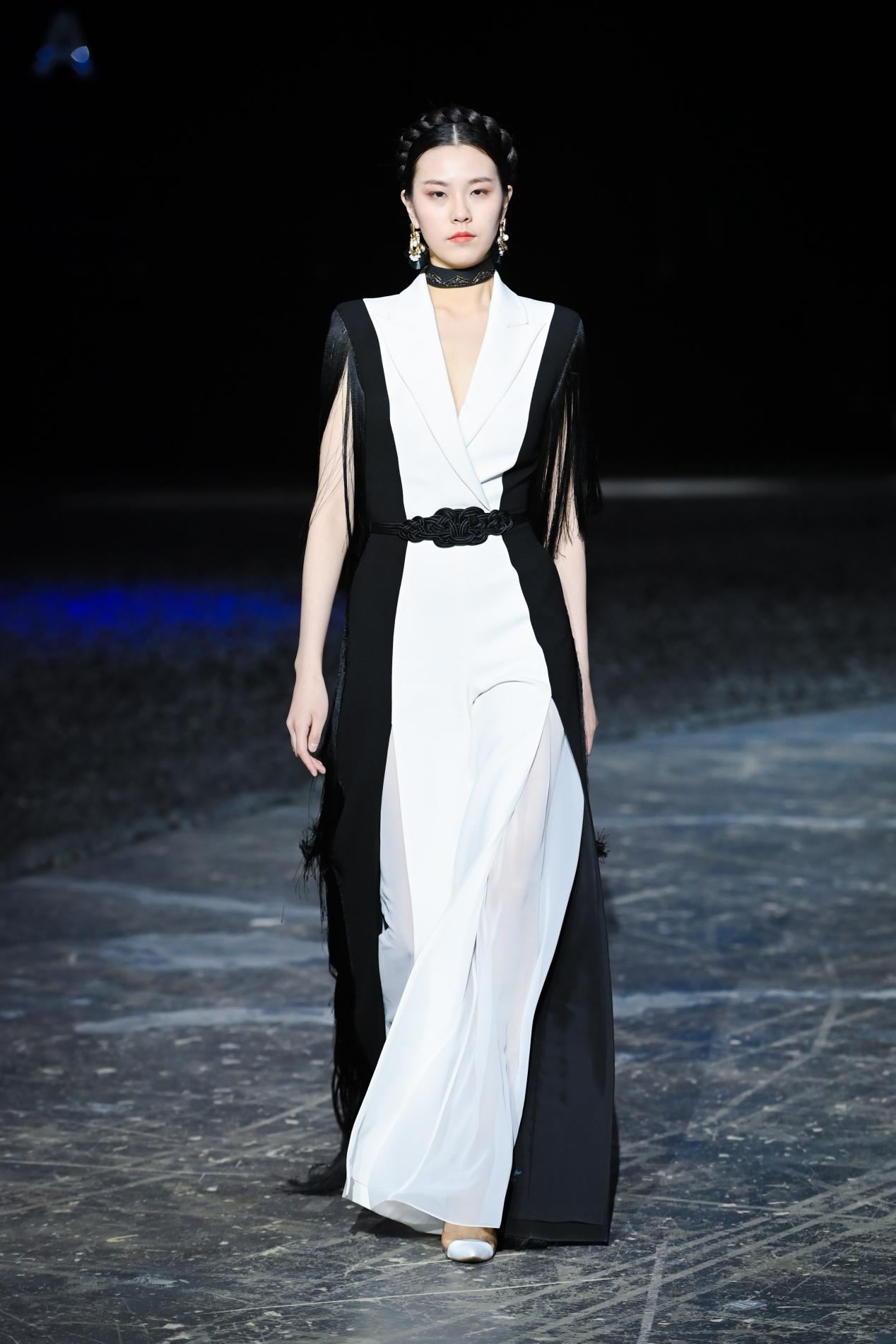 ��Ӣ����櫴�˵2021AW|����ʢװ����;