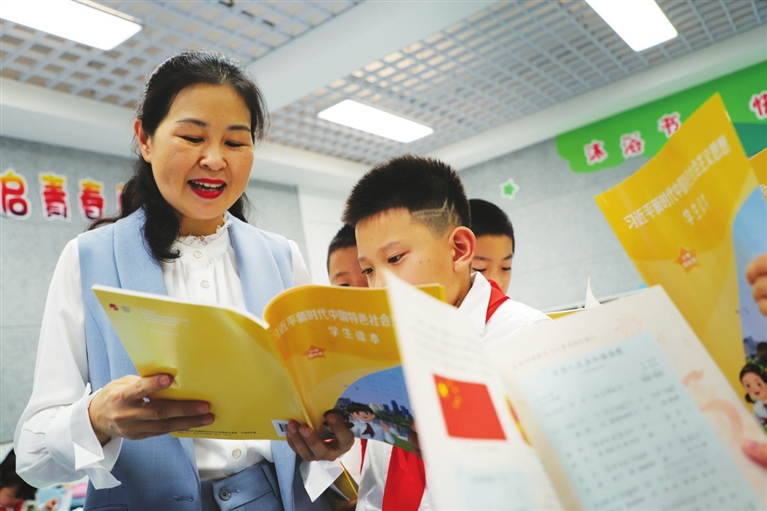 太原市各中小学校开学平稳有序，校园再次迎来欢声笑语