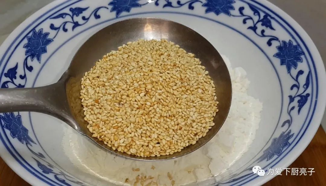 千層小糖餅做法，全程不用燙麵，鬆軟香甜又解饞，沒烤箱也能成功