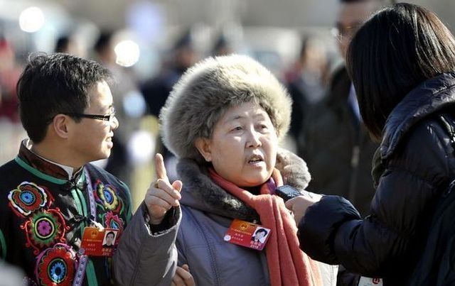 靠“一瓶酱”家喻户晓赚68亿，儿子接班险坏事！