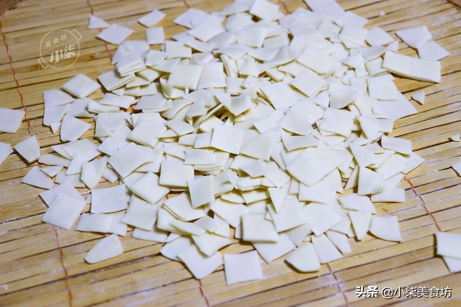 图片[5]-饺子皮扔进油锅中 瞬间变美食 我家一周吃5次 比买的都解馋-起舞食谱网