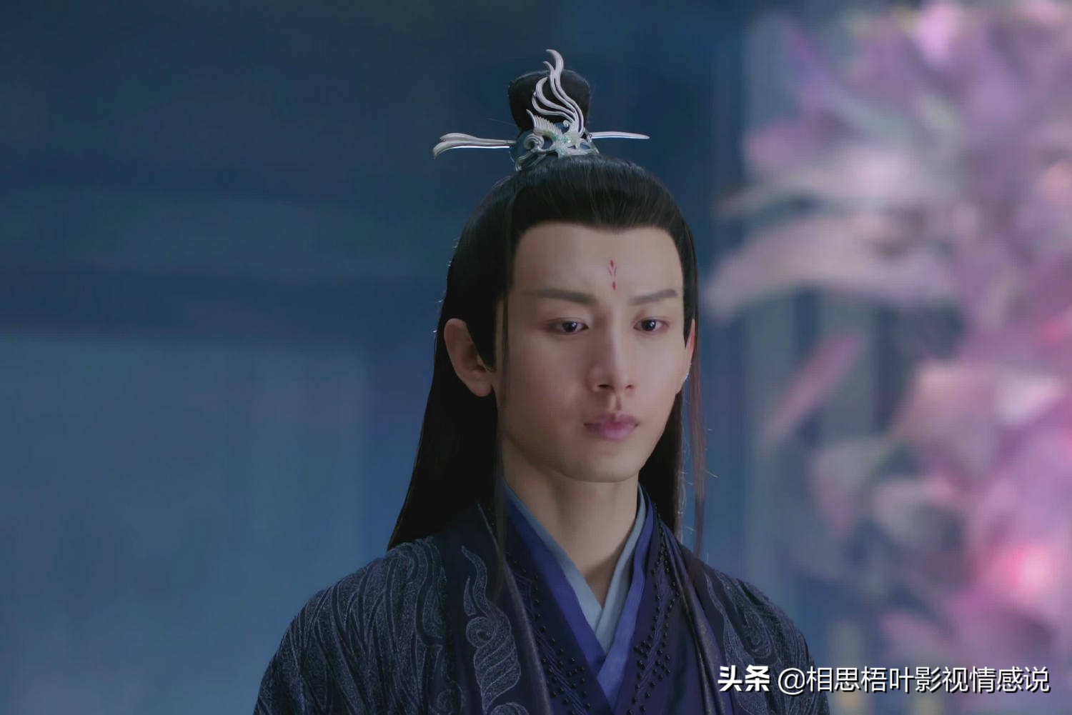 《琉璃》：爱一个人到了    会怎样？看看禹司凤就知道了