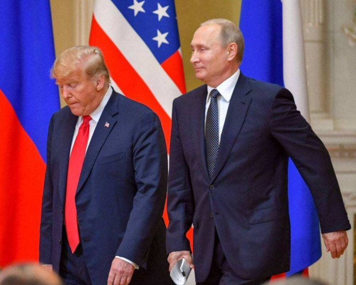 默克尔拒绝参加G7峰会，特朗普“组团碰壁”，白宫的计划落空