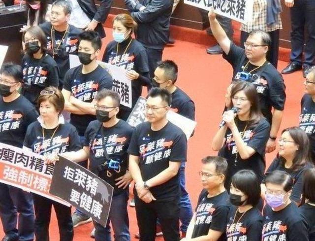 沒想到，2022台北市長選舉，蔣万安老少通吃