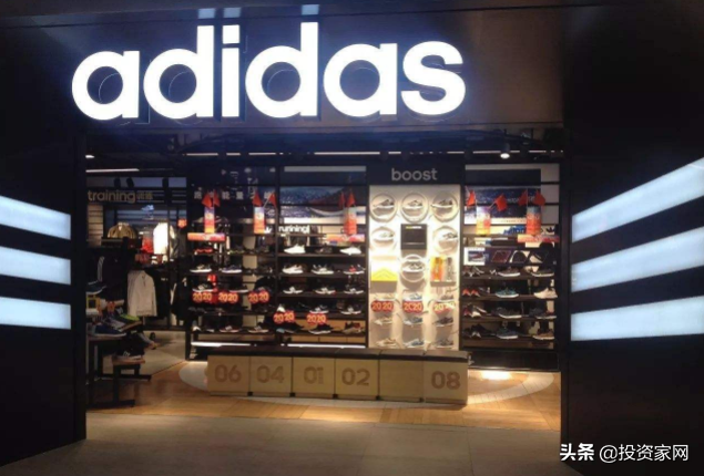 净利润暴跌96%，7成门店关闭，运动巨头面临危机，能打翻身仗吗？