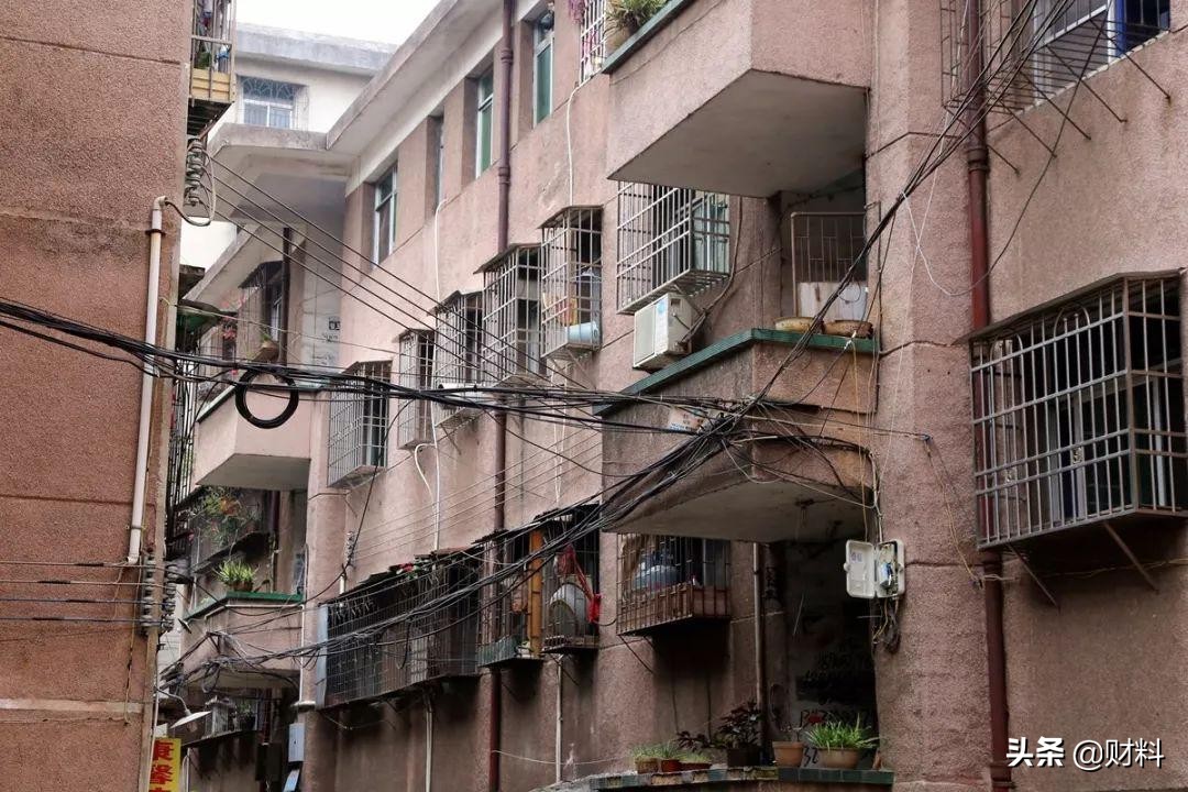 旧改“加装电梯”遭反对？多地“新方案”出台，一楼的住户满意了