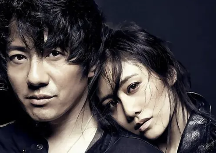 郑钧的摇滚人生，和他一生中爱过的2个重要女人