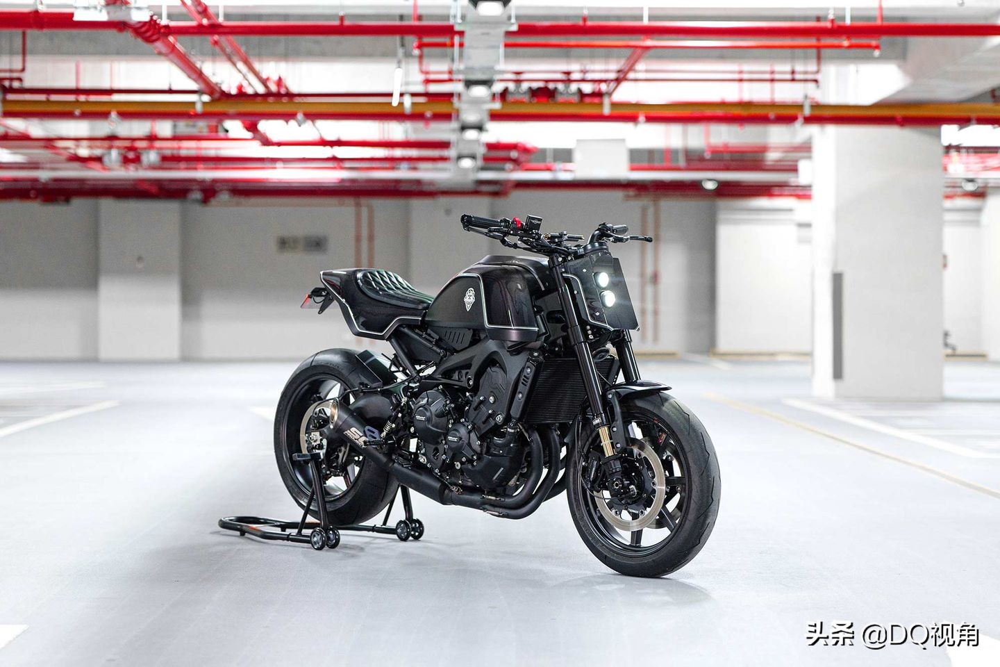 ������XSR900���ڷ���Ƹ�װ��̼��ά����͹��Ʒ��