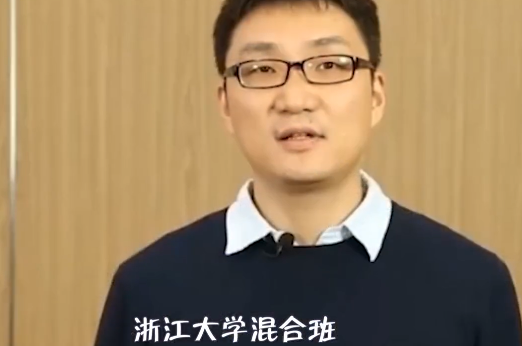不愿当中国首富的黄铮，靠着这三位贵人，成就千亿身家