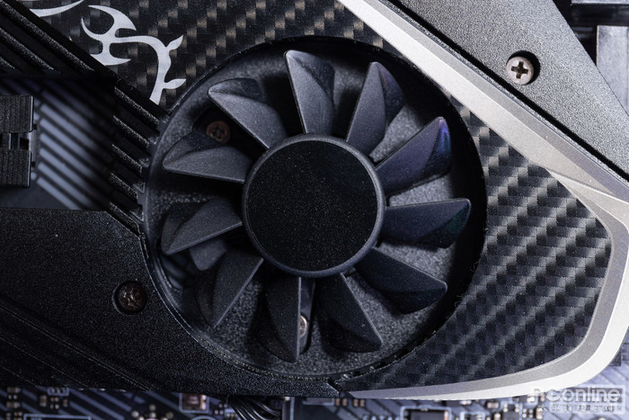 微星X570 GAMING PRO CARBON主板评测：中高端主力X570当之无愧