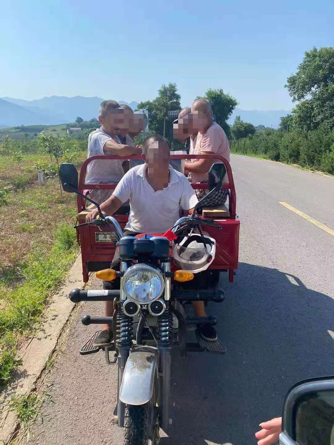 渭南一男子违法运营三轮车拉人被罚款拘留