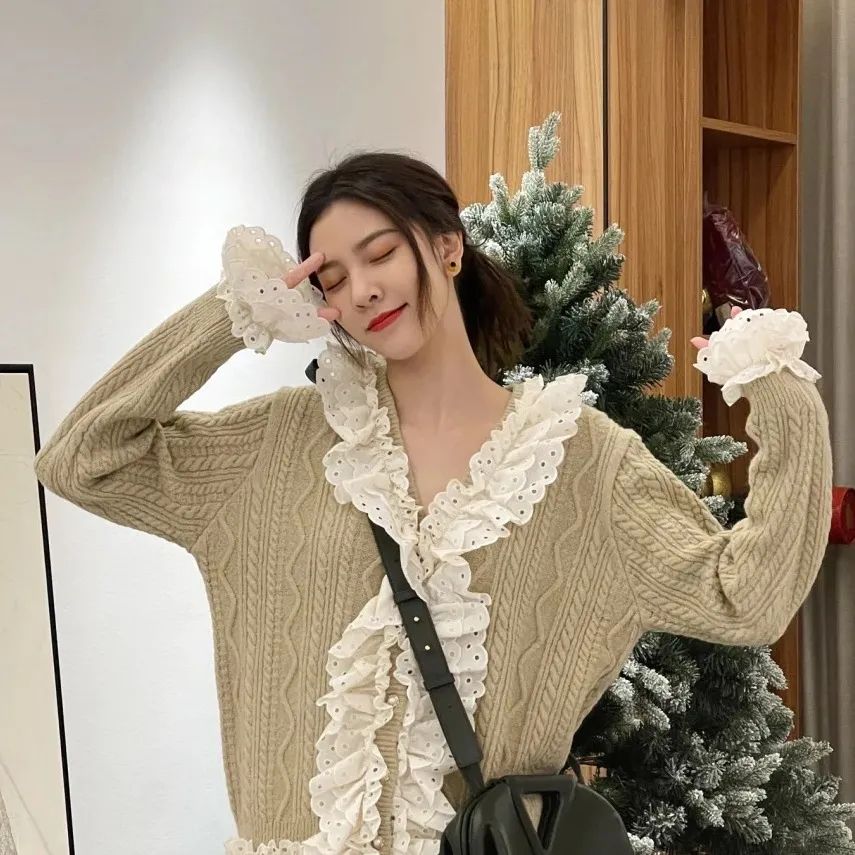 别再“披头散发”了！这4款冬季发型才够美够撩