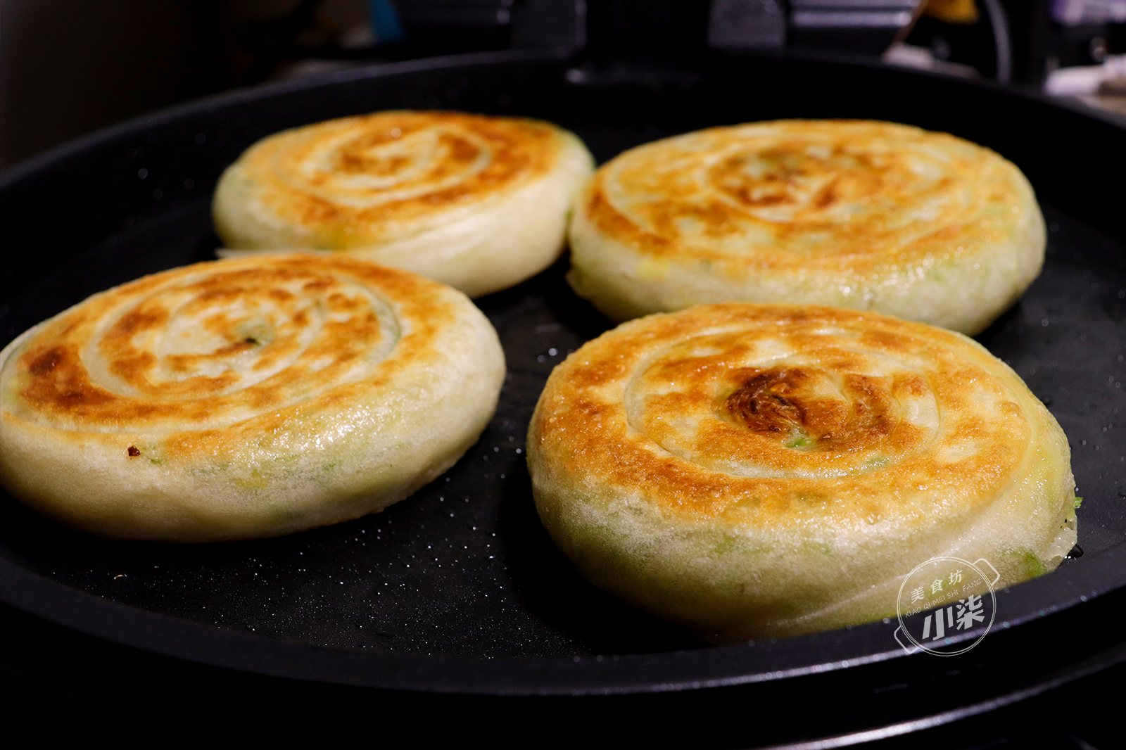 立冬後，想吃蘿蔔餡餅，學會這樣做，不破皮不露餡，個個皮薄如紙