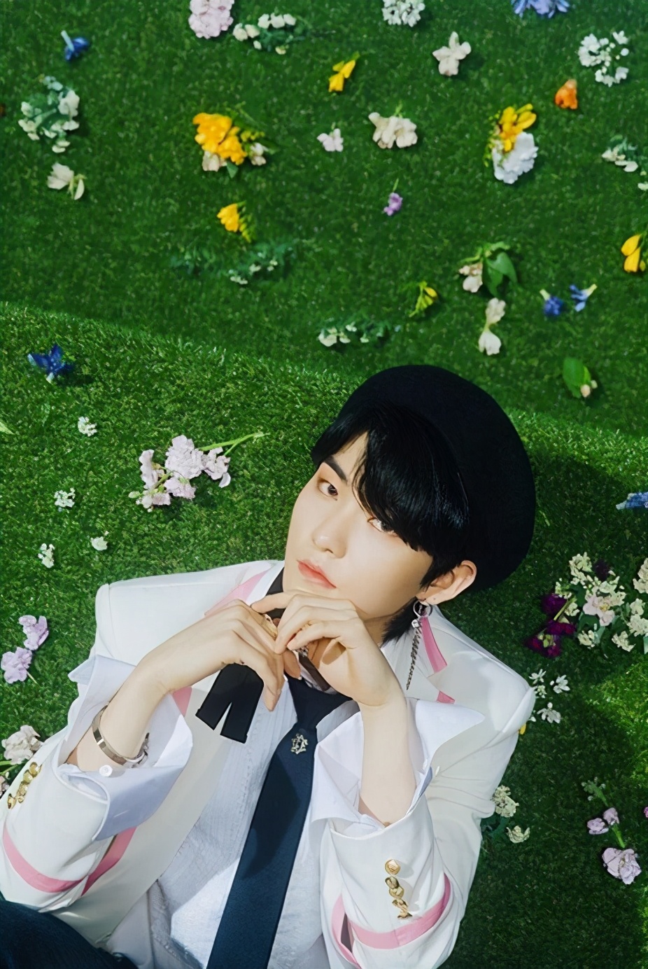 因健康问题退队目前多样活动solo进行中出演新剧主人公