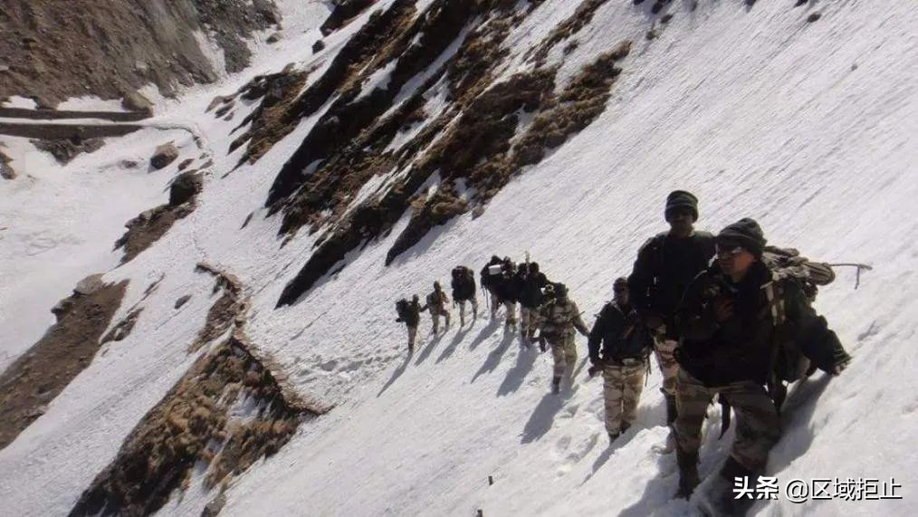 印度拒绝谈判，5000精兵占领高地，120架轰炸机抵达前线