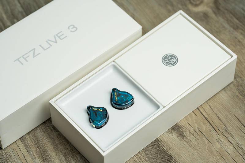 激进的小钢炮：TFZ LIVE 3耳机开箱体验