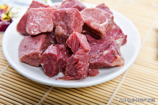 山西十大特产，老陈醋带着他的团队，远远的向我们走来啦