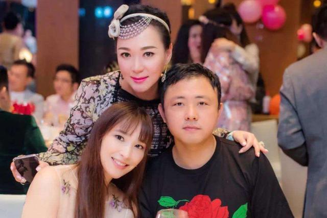 纪晓波再传债务风波被告上法庭？吴佩慈否认：没有此事，会反告他