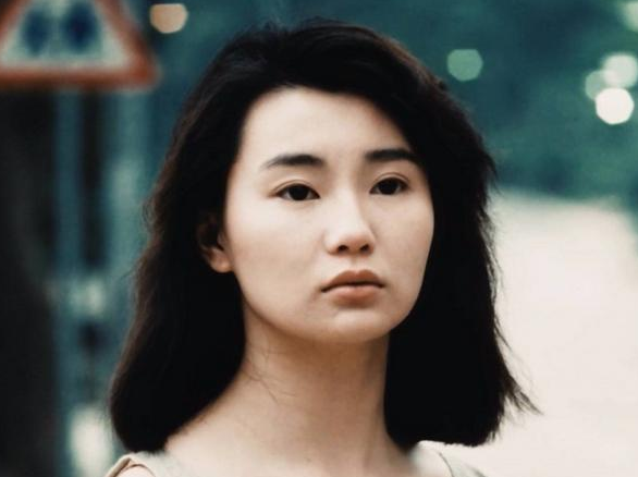 张曼玉3000块陪酒，曼神，为什么过得不如一个“江湖女子”？