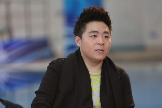 郝劭文：3歲出道10歲片酬千萬，身家卻被父母敗光，只能打工還債