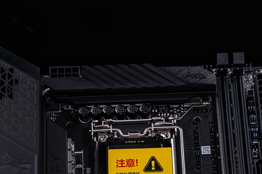 微星MEG z590i unify主板评测：掌控超频和雷电的顶级itx小板